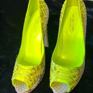 NWOT Authentic Sergio Rossi Neon Yellow and Tan Python open toe heels.